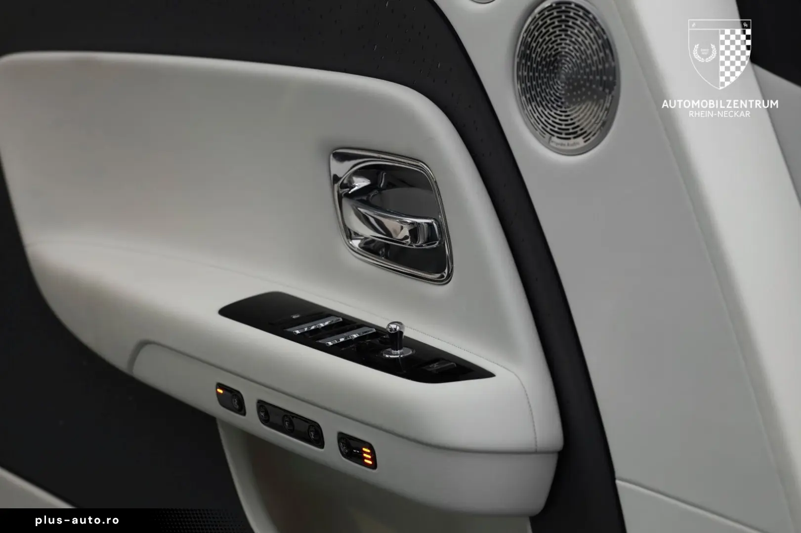 ROLLS ROYCE Spectre Bespoke Starburst Driving HeatComfort