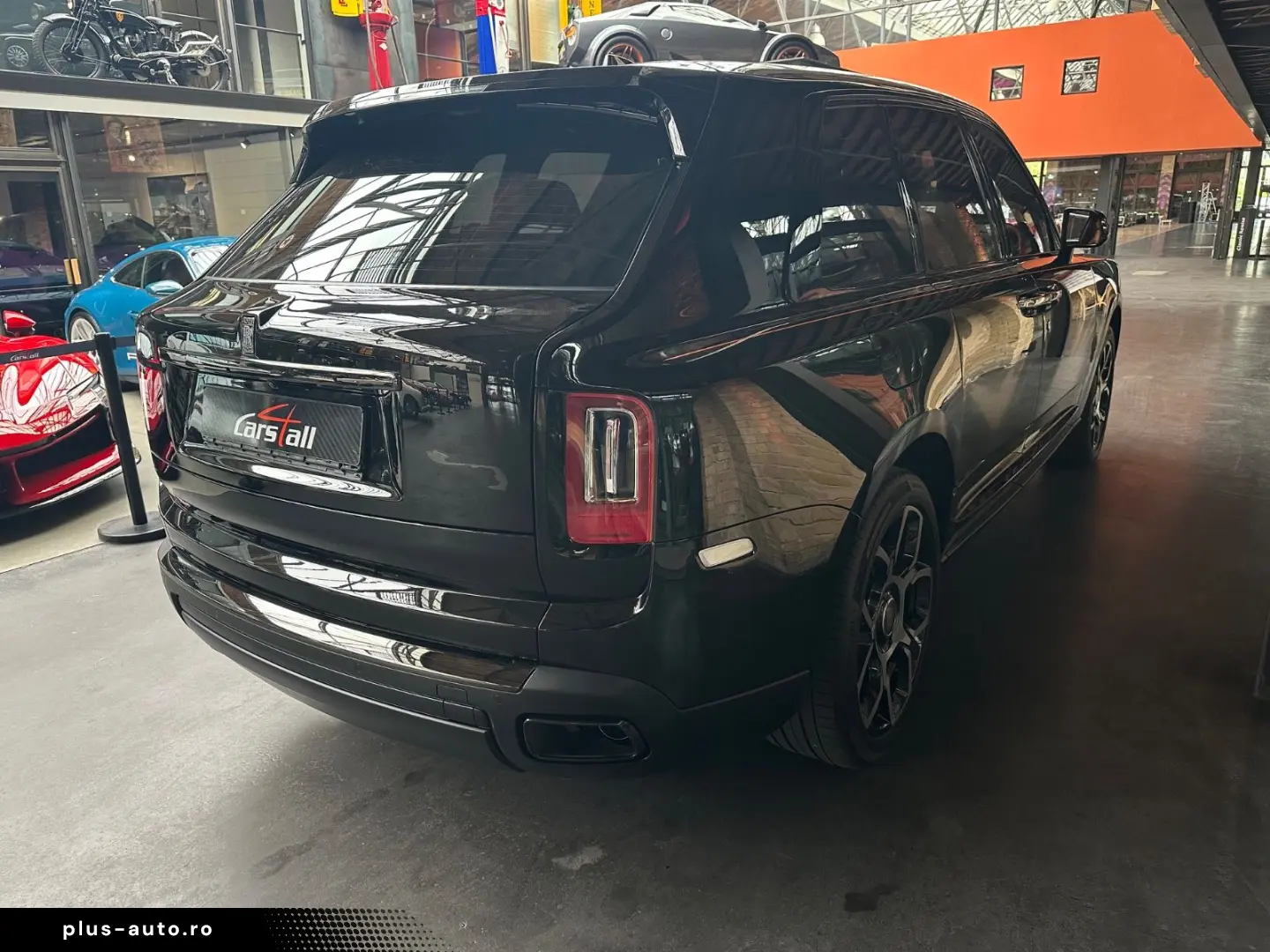 ROLLS ROYCE Cullinan Black Badge MY24  Mandarin  4 seat spec