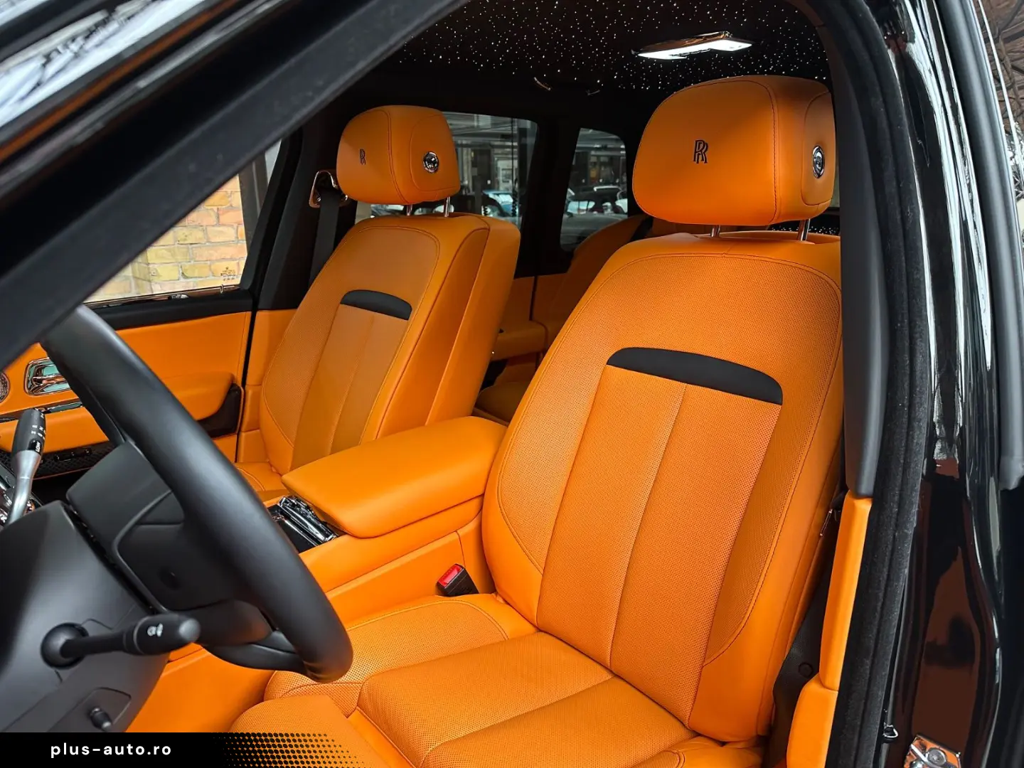 ROLLS ROYCE Cullinan Black Badge MY24  Mandarin  4 seat spec