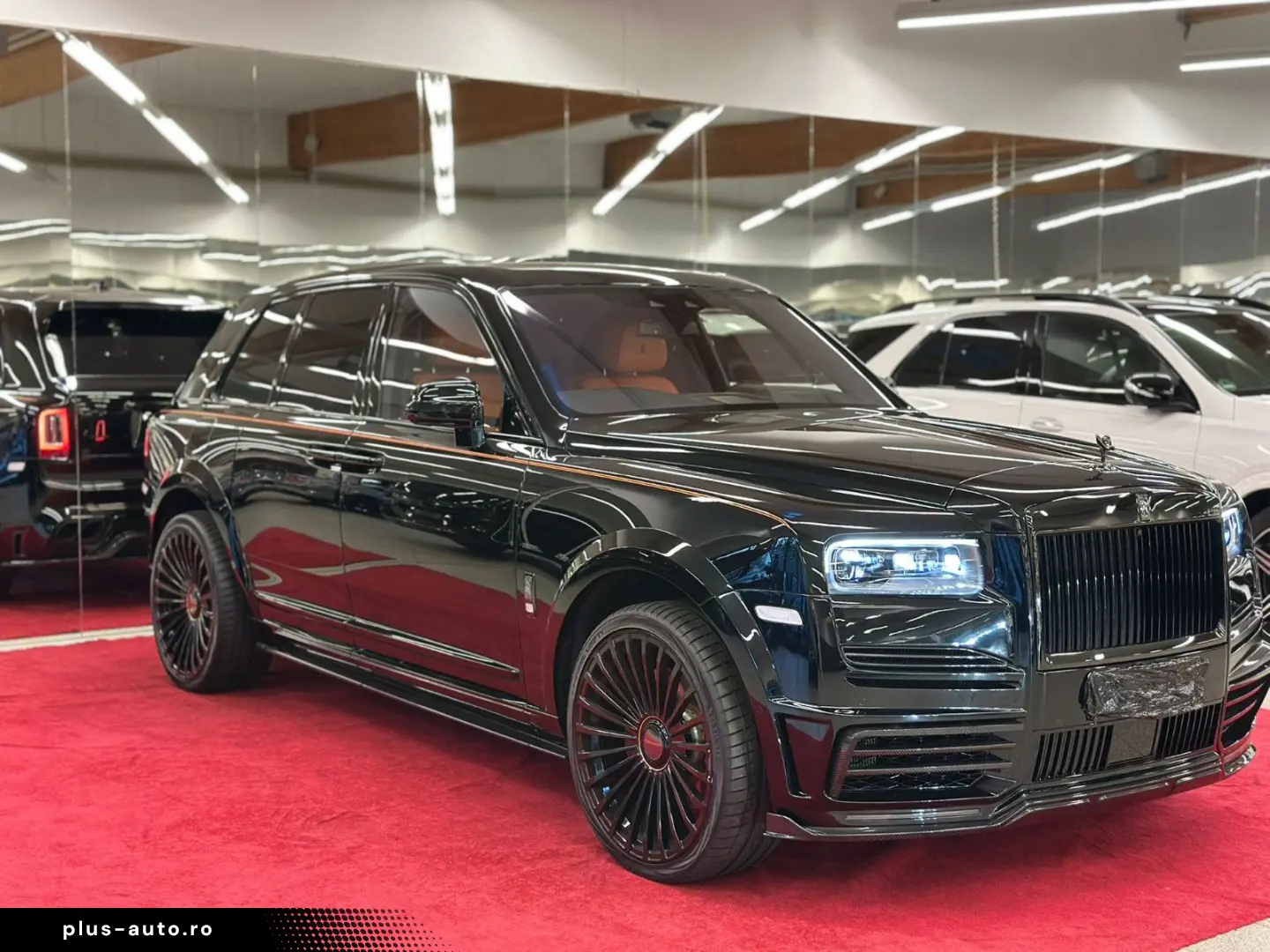ROLLS ROYCE CULLINAN BLACK BADGE MANSORY 6TKM VOLL
