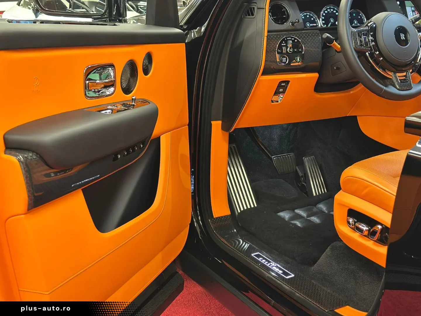 ROLLS ROYCE CULLINAN BLACK BADGE MANSORY 6TKM VOLL