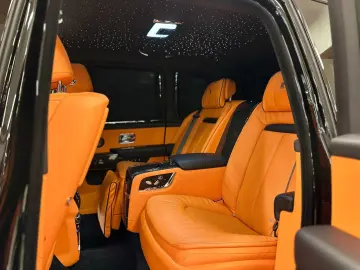 ROLLS ROYCE CULLINAN BLACK BADGE MANSORY 6TKM VOLL