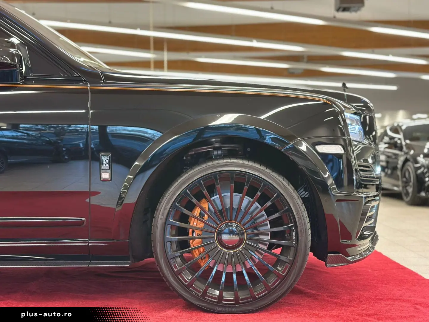 ROLLS ROYCE CULLINAN BLACK BADGE MANSORY 6TKM VOLL