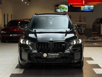 BMW X5 M60i x