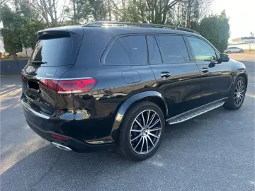 MERCEDES-BENZ GLS 400