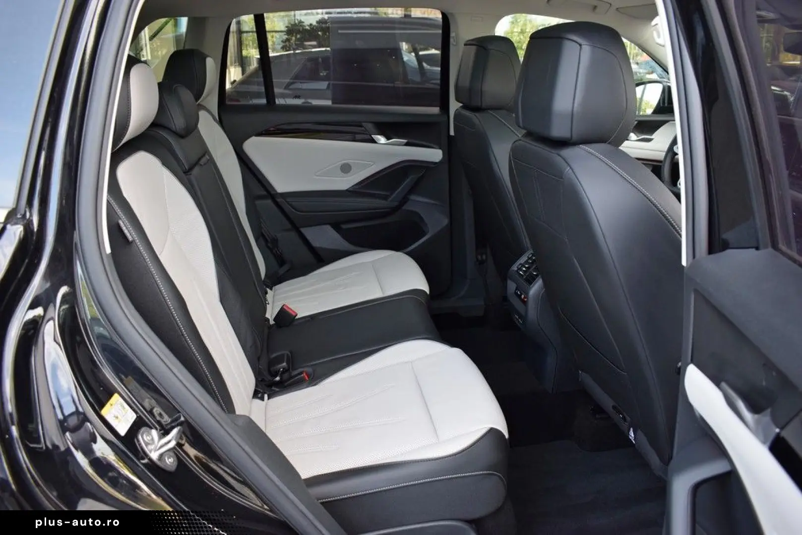 VW Tiguan TDI 2.0 DSG  Elegance AHK StandHz Leder