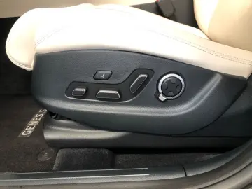 GENESIS Electrified GV70 Sport AWD HeadUp Standheiz LM