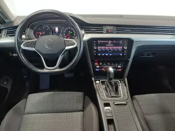 VW Passat Variant Business TDI DSG