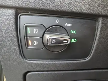 VW Passat Variant Business TDI DSG