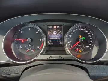 VW Passat Variant Business TDI DSG