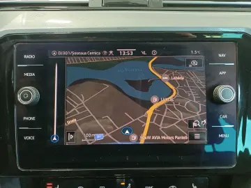 VW Passat Variant Business TDI DSG