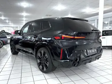 BMW XM BOWERS & WILKINS   SOFT CLOSE   360