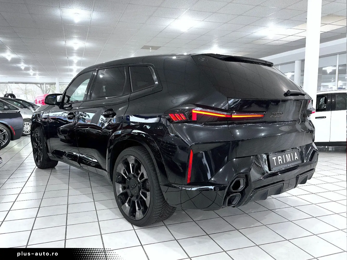 BMW XM BOWERS & WILKINS   SOFT CLOSE   360