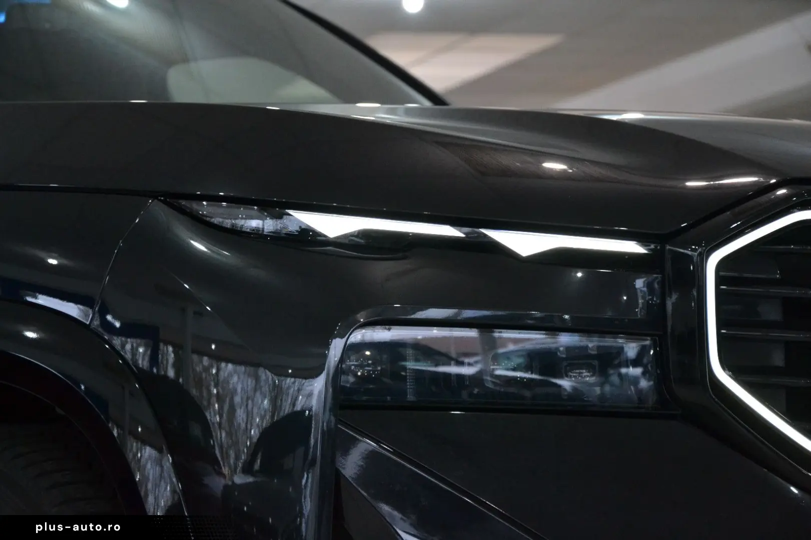 BMW XM BOWERS & WILKINS   SOFT CLOSE   360