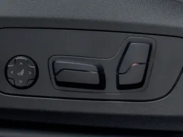 BMW X1 20d M SPORT.PANO.DR.ASS.PRO.HUD.360.LHZ.5 80