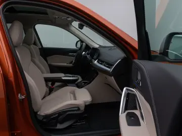 BMW X1 xD25e xLine Panorama 360 HUD DAB ACC Sport