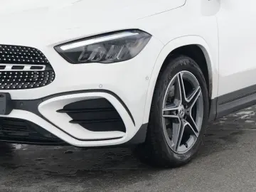 MERCEDES-BENZ GLA 220 d 4M AMG Line LED Panorama Mem&hellip;