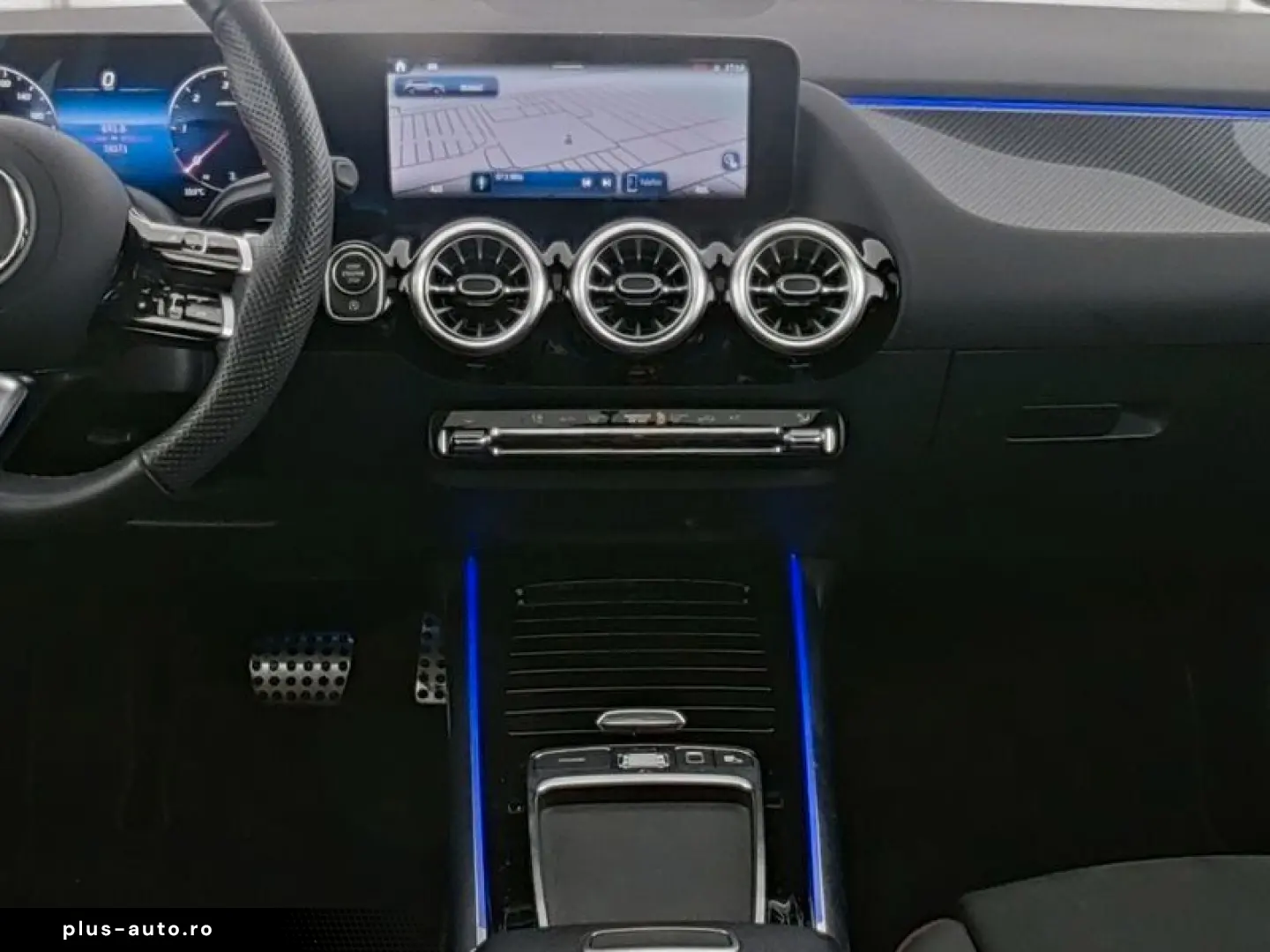 MERCEDES-BENZ GLA 220 d 4M AMG Line LED Panorama Mem&hellip;