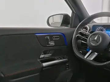 MERCEDES-BENZ GLA 220 d 4M AMG Line LED Panorama Mem&hellip;