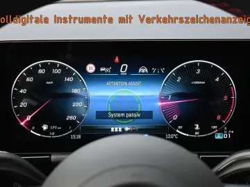 MERCEDES-BENZ GLA 220 d 4Mat. AMG  ACC AHK 360 MEMOR&hellip;