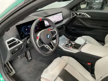 BMW M4 Competition aktive Sitzbelüftung vorn  Glasda