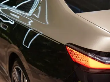 BMW 740d xDRIVE 360 THEATRE MASSAGE B&W