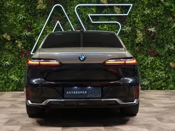 BMW 740d xDRIVE 360 THEATRE MASSAGE B&W