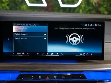 BMW 740d xDRIVE 360 THEATRE MASSAGE B&W