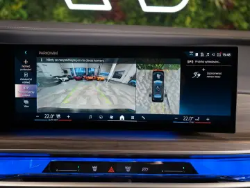 BMW 740d xDRIVE 360 THEATRE MASSAGE B&W