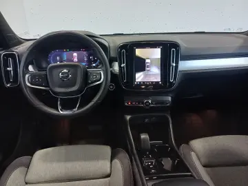Volvo XC40 B4 AWD Plus Bright