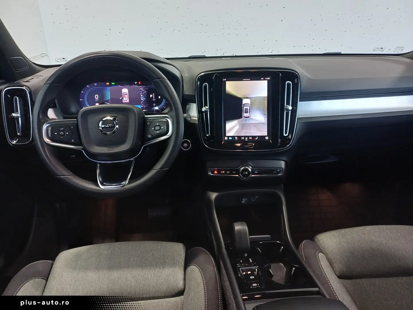 Volvo XC40 B4 AWD Plus Bright