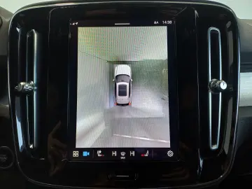 Volvo XC40 B4 AWD Plus Bright