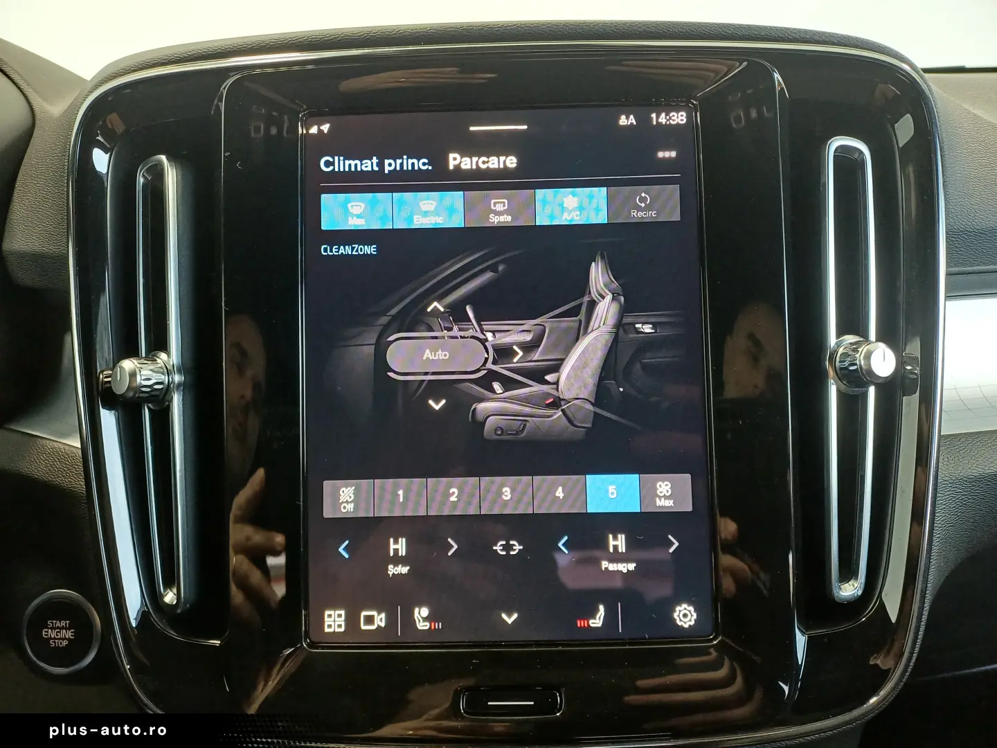 Volvo XC40 B4 AWD Plus Bright