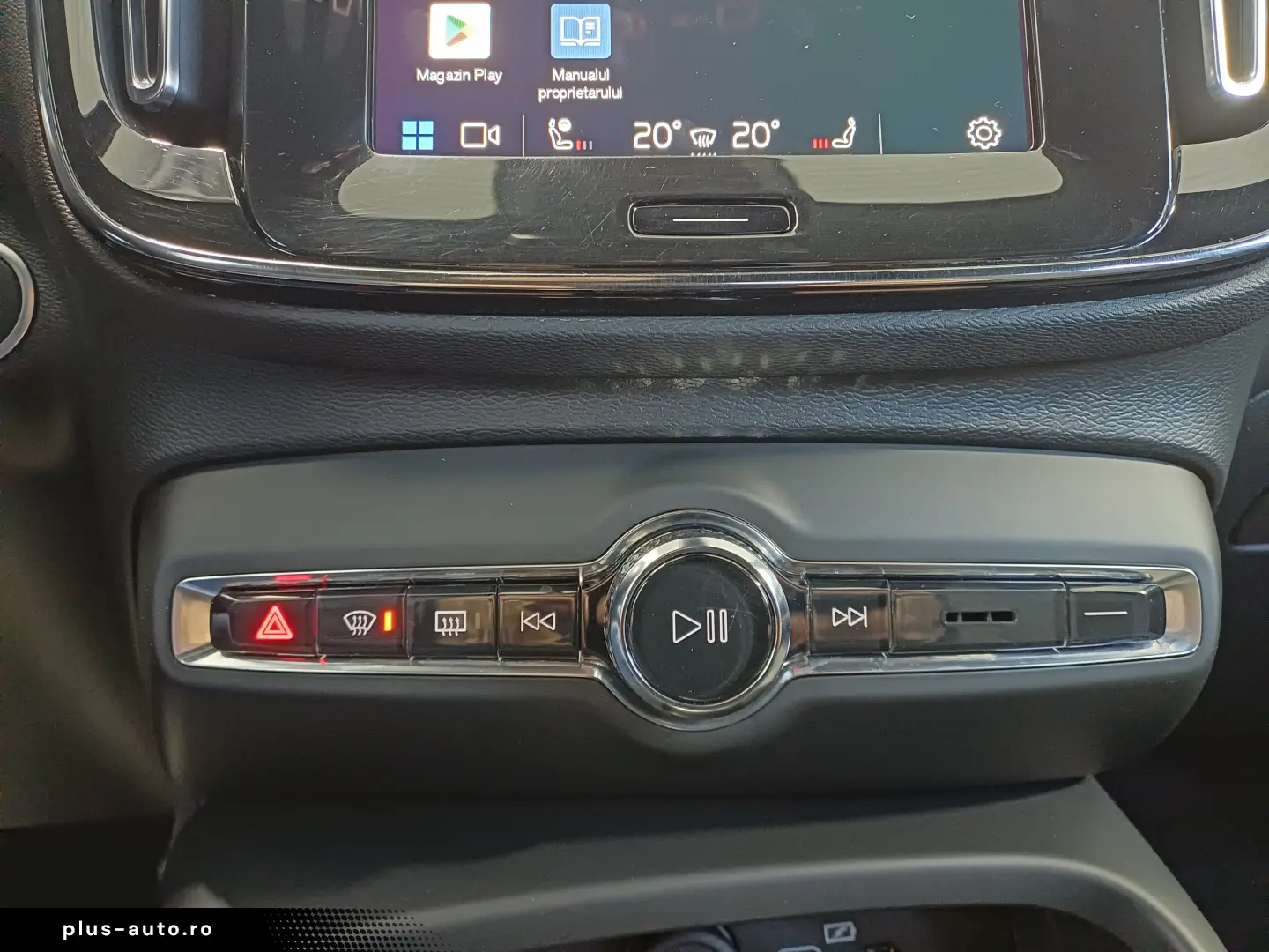 Volvo XC40 B4 AWD Plus Bright