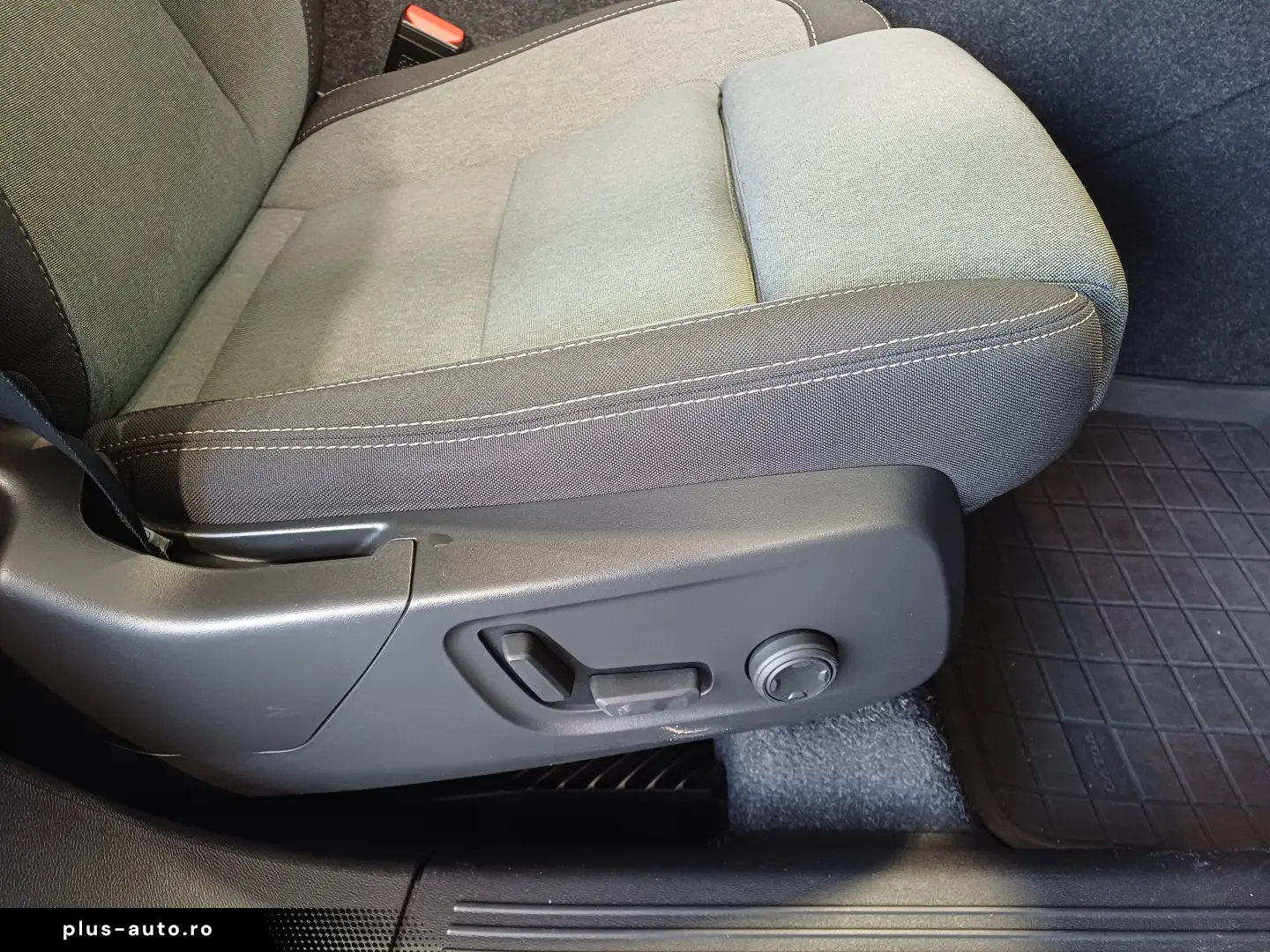 Volvo XC40 B4 AWD Plus Bright