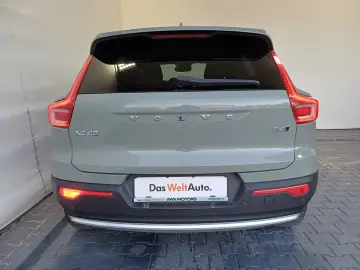 Volvo XC40 B4 AWD Plus Bright