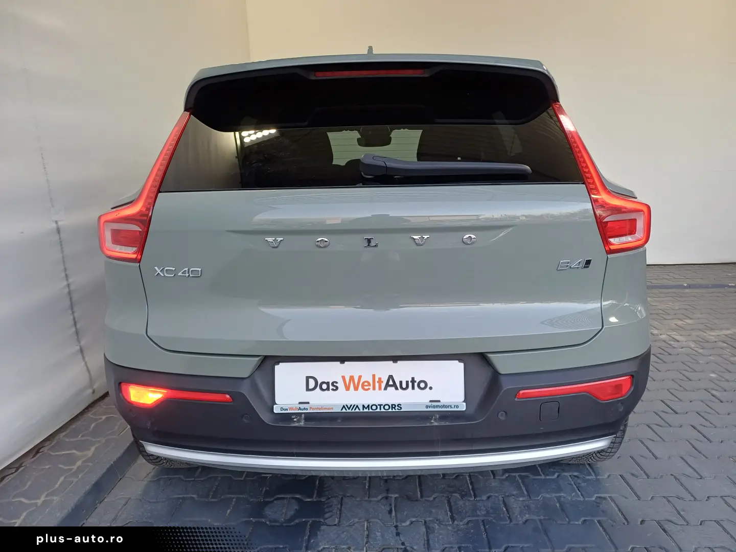 Volvo XC40 B4 AWD Plus Bright