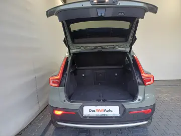 Volvo XC40 B4 AWD Plus Bright
