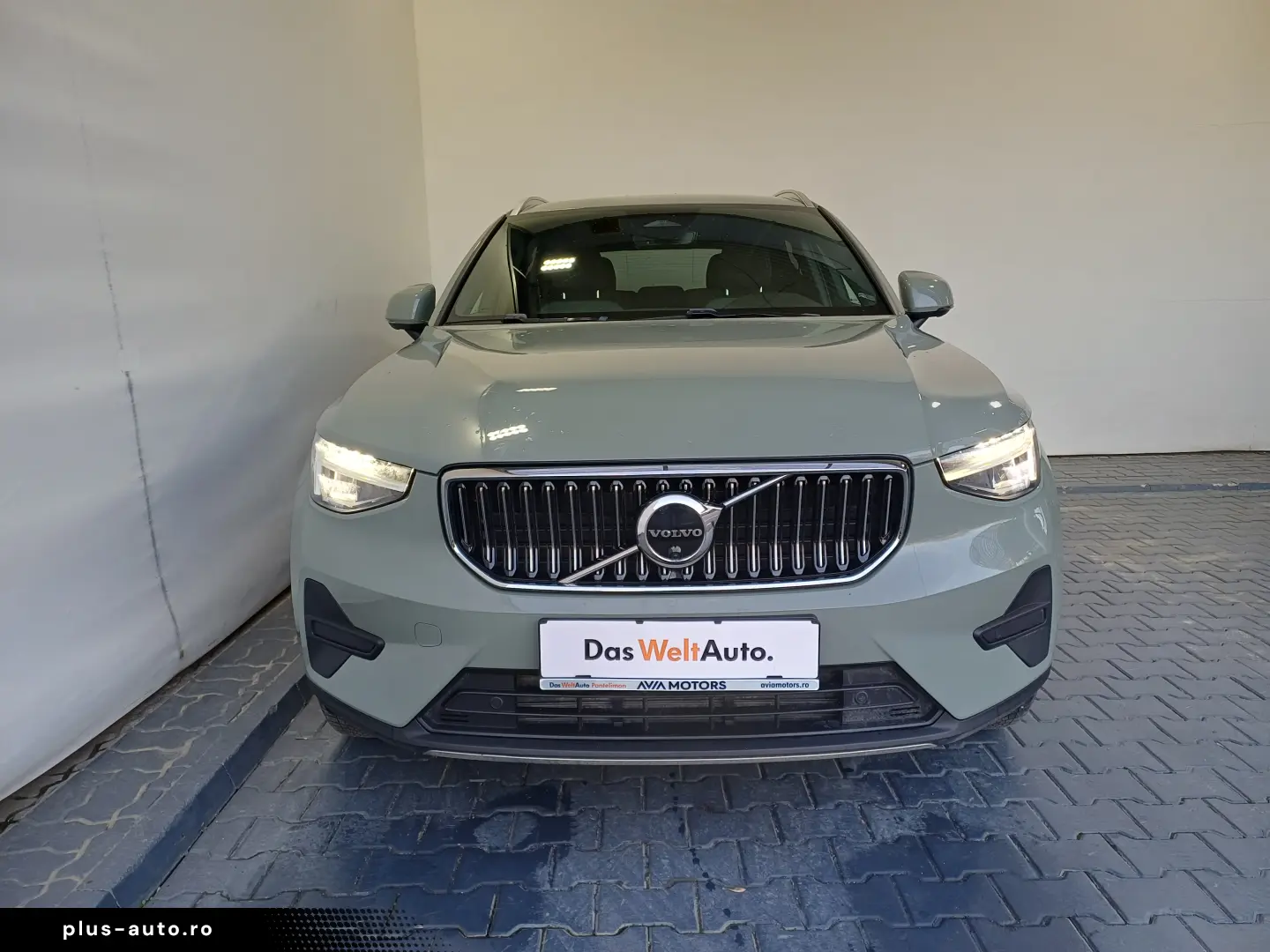 Volvo XC40 B4 AWD Plus Bright