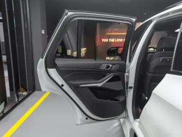 BMW X5 M M60i xDrive