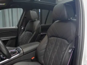 BMW X5 M M60i xDrive