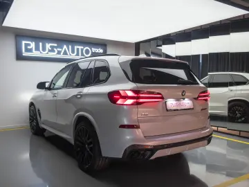 BMW X5 M M60i xDrive