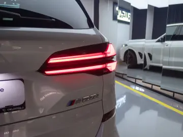 BMW X5 M M60i xDrive