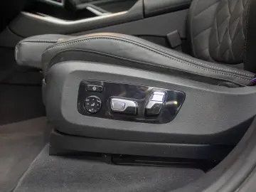 BMW X5 M M60i xDrive