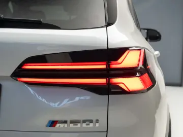 BMW X5 M60i xDrive