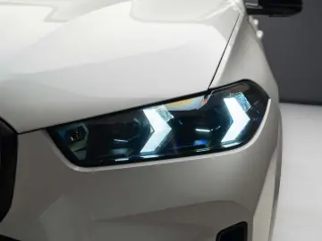 BMW X5 M60i xDrive