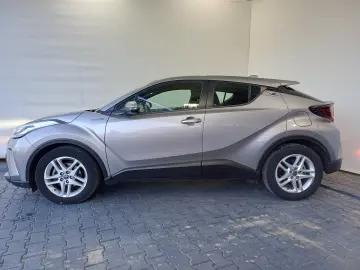 Toyota C-HR 1 8 Hybrid C-ENTER CVT
