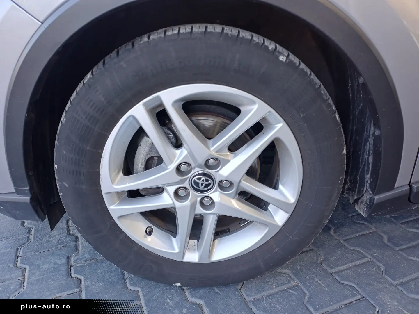 Toyota C-HR 1 8 Hybrid C-ENTER CVT