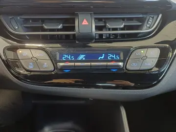 Toyota C-HR 1 8 Hybrid C-ENTER CVT