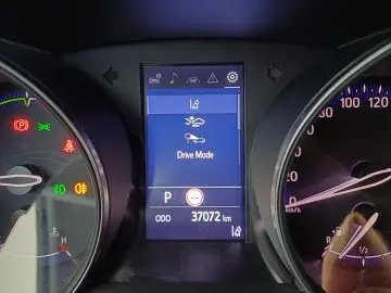 Toyota C-HR 1 8 Hybrid C-ENTER CVT